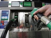 Carburanti,  sui prezzi tregua natalizia