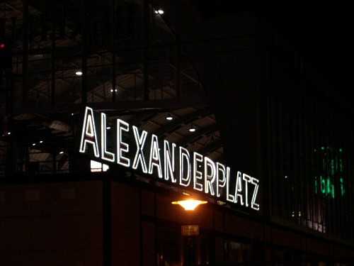 Berlin Alexanderplatz: un romanzo tra metropoli e follia