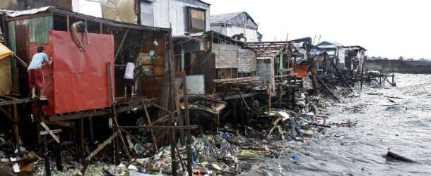 La tempesta "Washi" porta la distruzione nelle Filippine