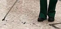 Roma inizia la lotta contro chewing gum e cicche