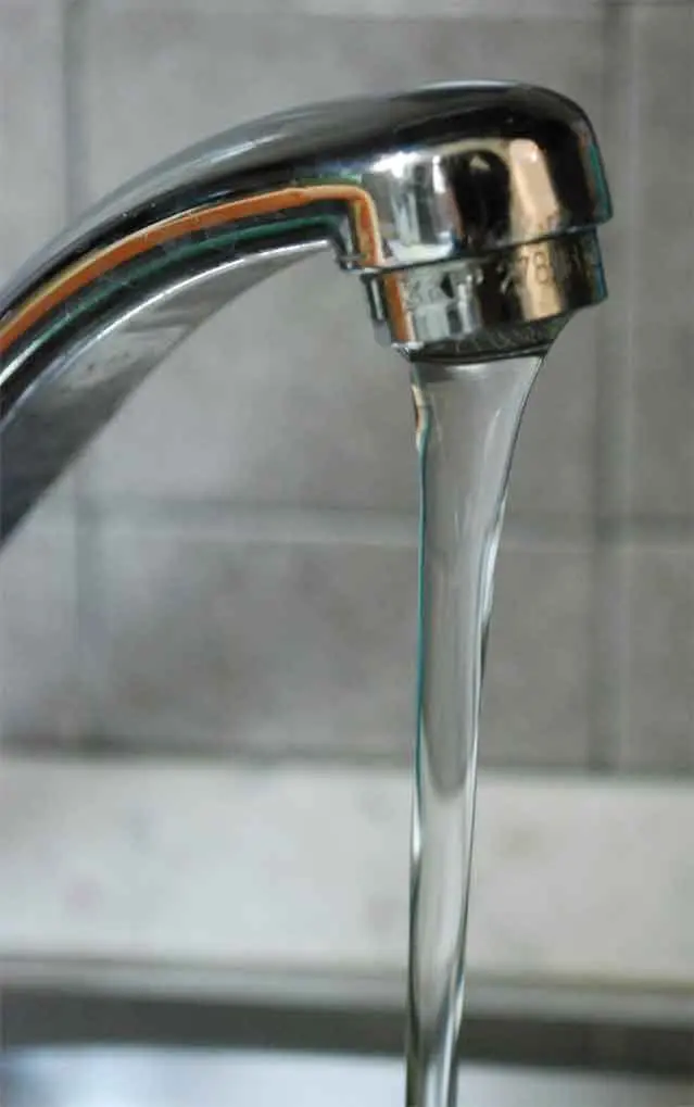Cara acqua, quanto mi costi!