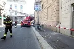 Milano: in gravi condizioni bimba colpita da un pezzo di cornicione