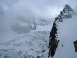 Alpinisti bloccati sul Monte Bianco: fallito tentativo di soccorso
