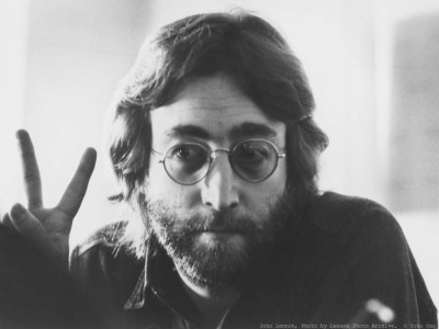 Battuto all'asta il molare di John Lennon. Comprato per 23mila euro