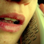 Palermo, studentessa si innamora della prof e la perseguita : Denunciata per stalking