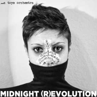 La "Midnight (R)evolution" degli A Toys Orchestra parte da Bologna, ce la racconta Enzo Moretto