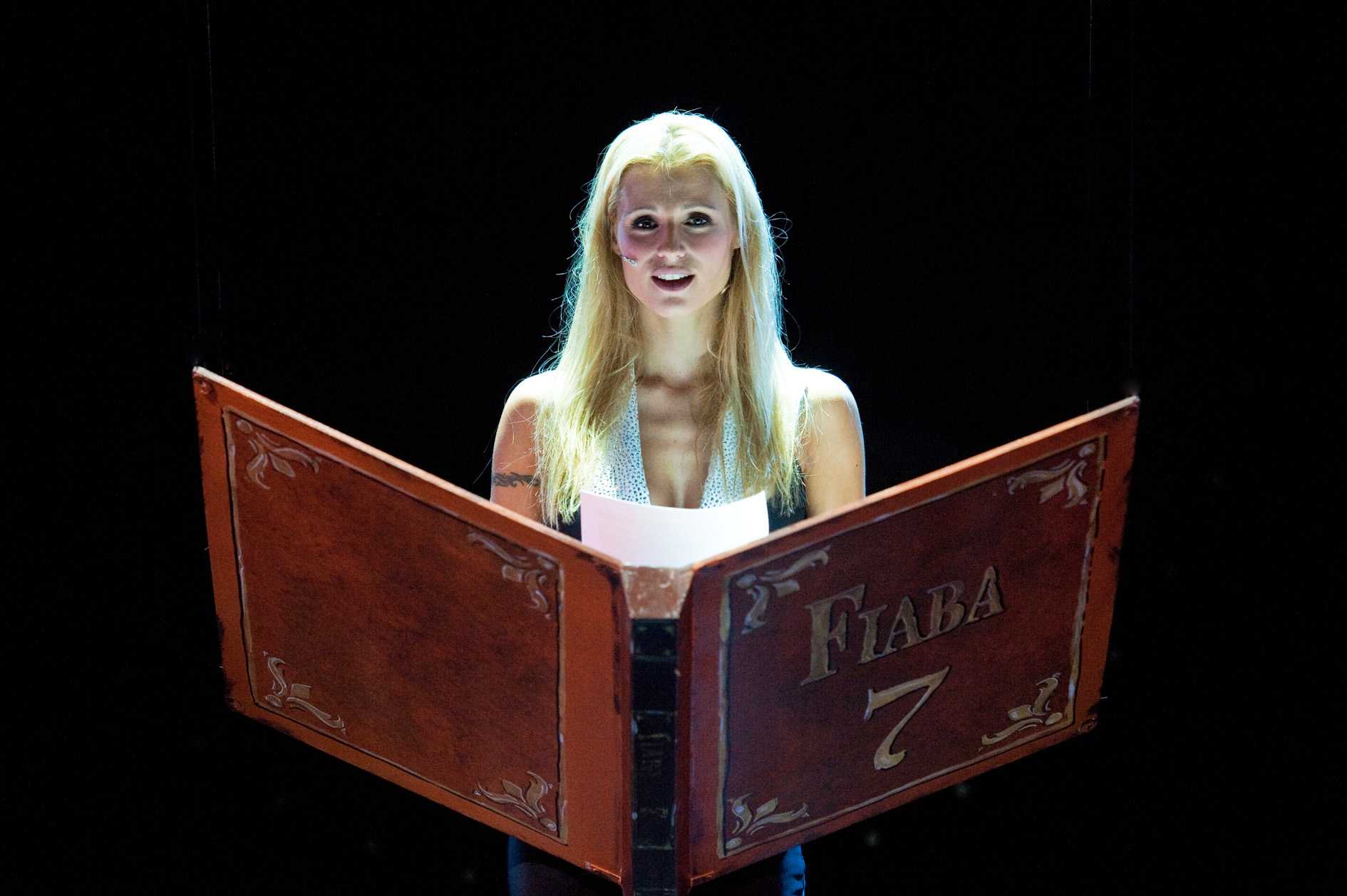 "Mi scappa da ridere", il ritorno di Michelle Hunziker al Teatro Sistina di Roma