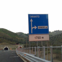 Eugenio Riccio: "Traversa pone fine alla giungla della cartellonistica stradale"