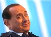 Berlusconi al congresso di Scilipoti: riformare costituzione e giustizia