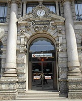 Unicredit, "Profumo" di frode fiscale. Sequestrati 245 milioni di euro