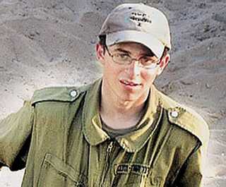 Accordo Israele-Hamas: 1027 detenuti in cambio di Shalit