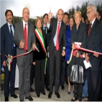 Gli appalti a tempi di record della sanità elettorale siciliana