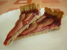 Crostata di marmellata e mele