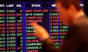 Borse europee aprono in calo. Lo spettro del debito greco spaventa i mercati