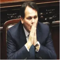 Sfiducia al ministro Romano. Oggi il voto