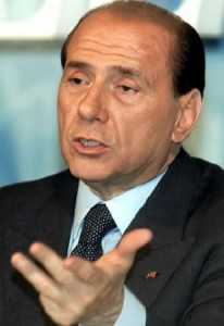 Caso Tarantini trasferito a Bari. Berlusconi probabile indagato