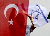 Erdogan: per la pace necessarie pressioni su Israele