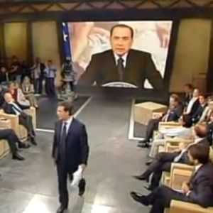 Telefonata muta di Berlusconi a Floris durante Ballarò