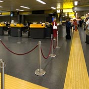 Linate, blocco totale dei voli per allarme sicurezza