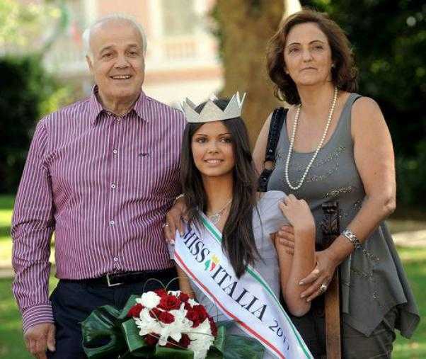 La famiglia di Miss Liguria protesta: "Contro nostra figlia un assurdo pregiudizio razziale"