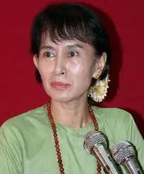 Birmania: Aung San Suu Kyi cauta ma ottimista su eventuali riforme democratiche