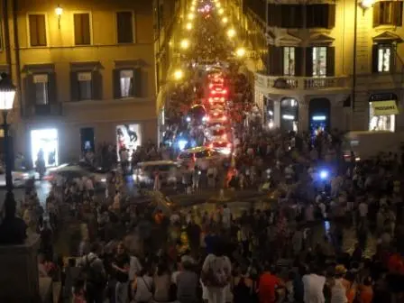 Vogue Fashion's Night Out 2011: problemi in pieno centro a Roma!