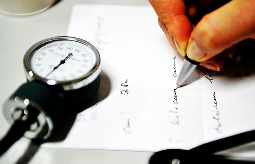 Certificati di malattia: addio alla carta, da domani solo online