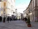 Catanzaro: Uno scempio la carreggiata "Parcheggiabile" sul Corso Mazzini