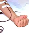 Donazione sangue: in Gran Bretagna eliminato il divieto di donazione di sangue tra uomini gay