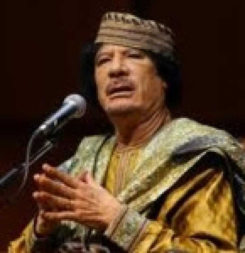 Libia, Gheddafi replica a voci su fuga: "Menzogne"