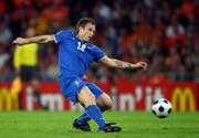 Qualificazioni Euro 2012: basta un lampo di Cassano per una brutta Italia contro le Far Oer