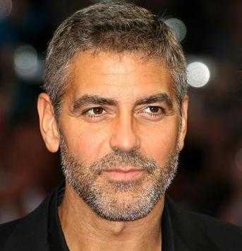 Venezia, la stampa applaude Clooney per "Le Idi di Marzo"