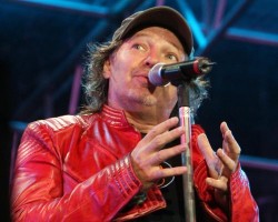 Vasco Rossi: problemi di salute e tour annullato