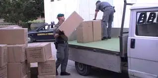False Griffes: filiera commerciale scoperta dalle Fiamme  Gialle di Bari