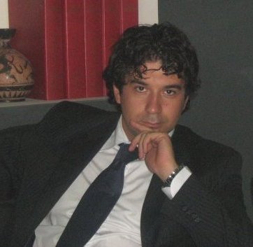 Non stringiamo gli Italiani nella morsa