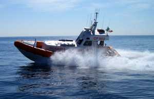 Incidente mortale sul Lago Maggiore: collisione tra yacht e gommone