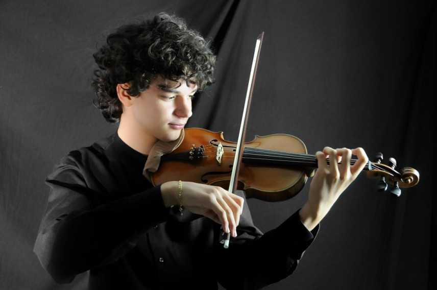 Il violinista Stefano Mhanna in concerto a "Etruria Musica Festival"