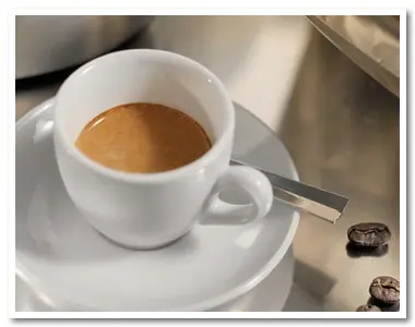 Più caffeina, meno tumori