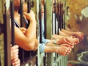 Carceri sovraffollamento: Napolitano, parlamento intervenga