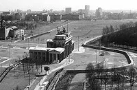 Muro di Berlino, a 50 anni dalla sua costruzione un minuto di silenzio