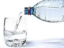 Aquaholic. Quando bere acqua diventa una dipendenza