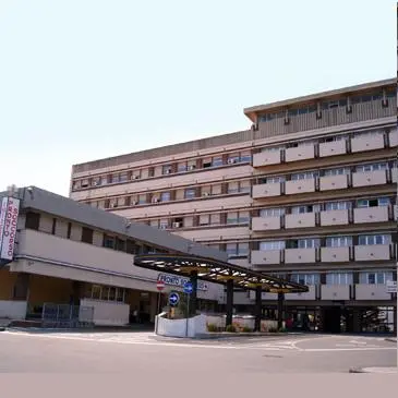 Aveva larve di moscerino nel naso: denunciato il Policlinico di Messina