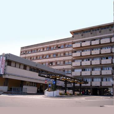 Aveva larve di moscerino nel naso: denunciato il Policlinico di Messina