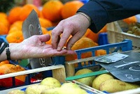Allarme povertà, nel 2010 sono 8 milioni 272 mila i poveri in Italia