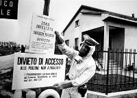 Seveso, a 35 anni dal disastro una catena umana per abbracciare il Bosco