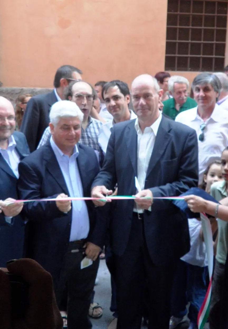 Il sindaco Mazzola e l'assessore Centini inaugurano "Officina dell'Arte di Tarquinia".