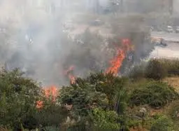 Brucia l'aria flegrea, paura a Cuma. Ecco il video