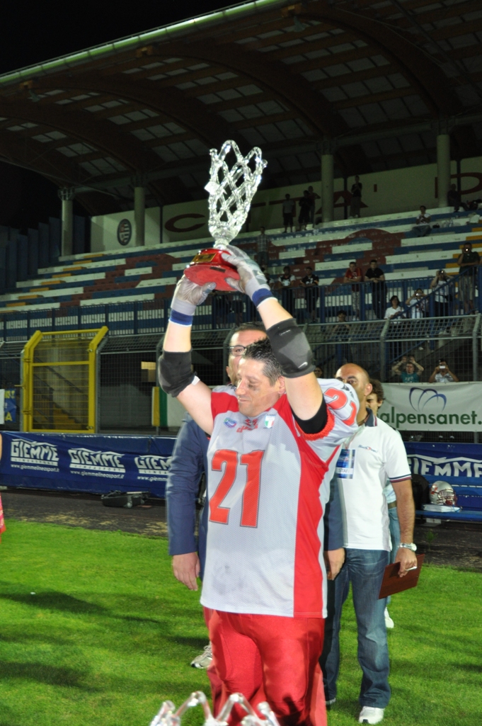 Crusaders Cagliari sconfitti per un kick: il titolo italiano nel football a 9  alle Aquile Ferrara