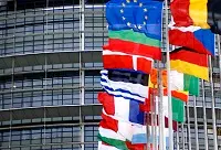 Aiuti Grecia, rinviato  l'ok di  Ue-Fmi
