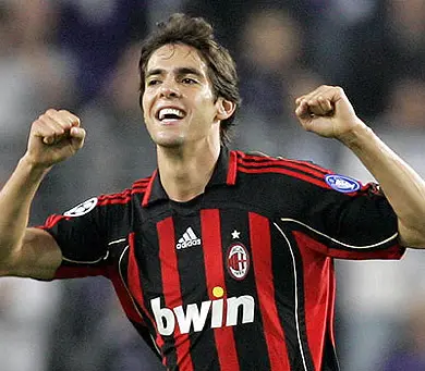Il Milan tenta il doppio colpo Kakà-Schweinsteiger